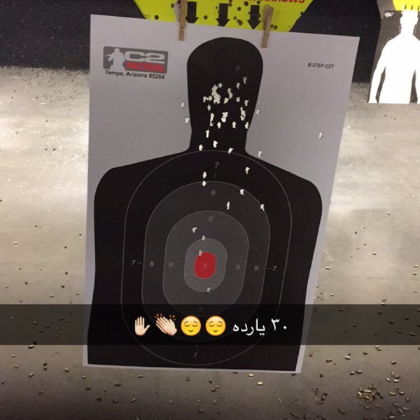 Foto scattata a C2 Tactical Indoor Shooting Range da Khalid A. il 3/1/2015