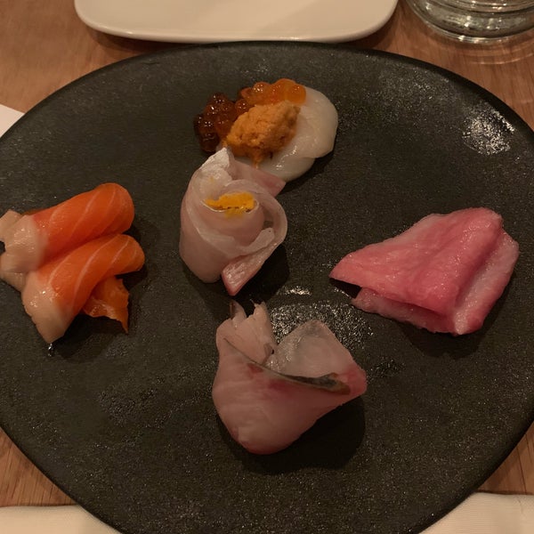 3/13/2019 tarihinde Taisiia I.ziyaretçi tarafından Sushi Dojo NYC'de çekilen fotoğraf
