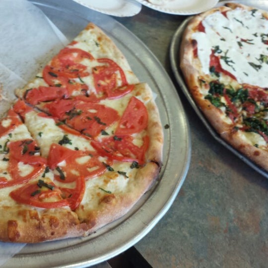 Alfredo's Pizzeria in Broomall
