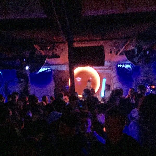 รูปภาพถ่ายที่ Audio Nightclub โดย Dan C. เมื่อ 3/4/2015