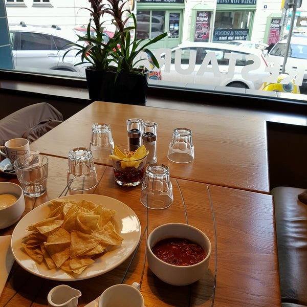 1/30/2017 tarihinde Honza L.ziyaretçi tarafından La Loca Restaurant'de çekilen fotoğraf