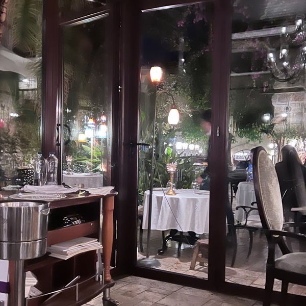 Foto tirada no(a) Seraser Fine Dining Restaurant por Lucas em 3/8/2023