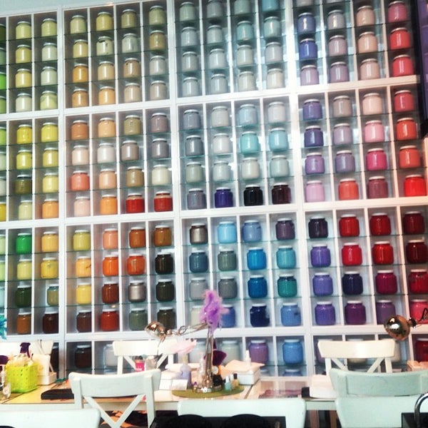 Nailbar & Beauty Lounge Midtown Miami Miami, FL