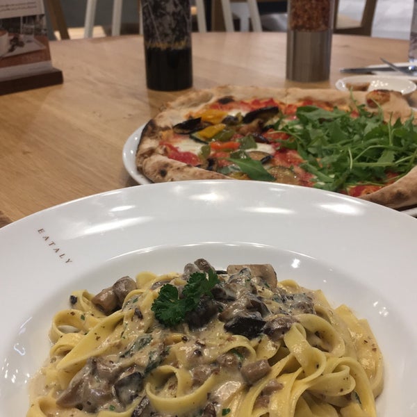 Photo taken at Eataly by Dana ˚. on 12/4/2017
