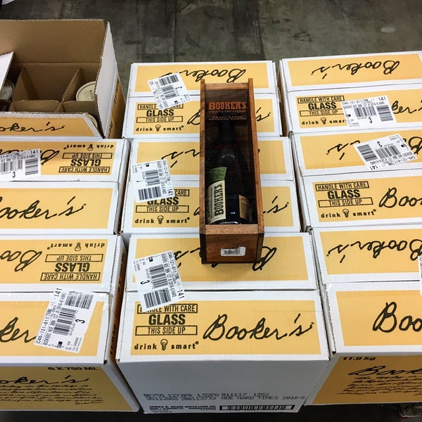 Photos at Liquor Barn East Louisville 4131 Towne Center Dr