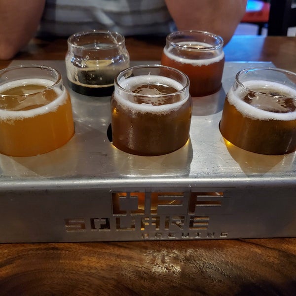 9/19/2019 tarihinde Jason M.ziyaretçi tarafından Off Square Brewing'de çekilen fotoğraf