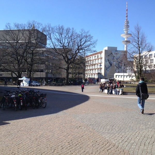 Photo taken at Universität Hamburg by Michael W. P. on 4/2/2013