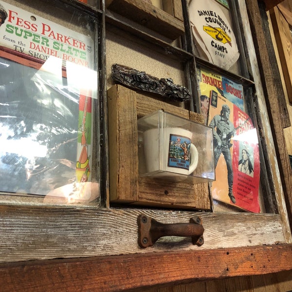 Foto tirada no(a) Daniel Boone&#39;s Grill &amp; Tavern por Heidi J. em 1/11/2019