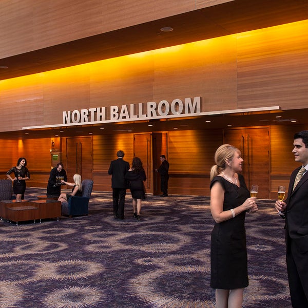 Foto diambil di Phoenix Convention Center oleh Phoenix Convention Center pada 5/30/2014