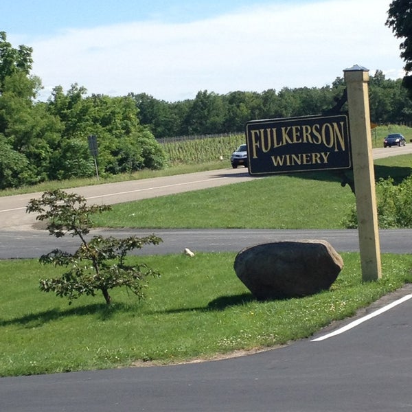Foto tirada no(a) Fulkerson Winery por Naureen K. em 6/12/2013