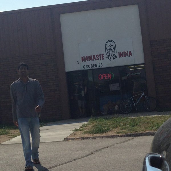 9/8/2013 tarihinde Santosh K.ziyaretçi tarafından Namaste India Super Market'de çekilen fotoğraf