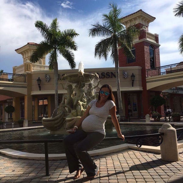 Photo taken at Miromar Outlets by Diana C. on 9/21/2016