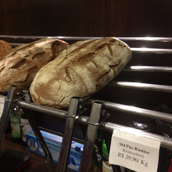 Franquia de pães importados da alemães. Fermentação natural ! Tem bauervesper (pão da fazenda),  Landbrot (pão do campo), pretzel, korner-eck. Este é Imperdível. Sabor! krustenbrot (pão da fazenda).😋