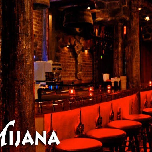 Foto diambil di Mijana Hookah Lounge &amp; Restaurant oleh Mijana Hookah Lounge &amp; Restaurant pada 7/19/2013