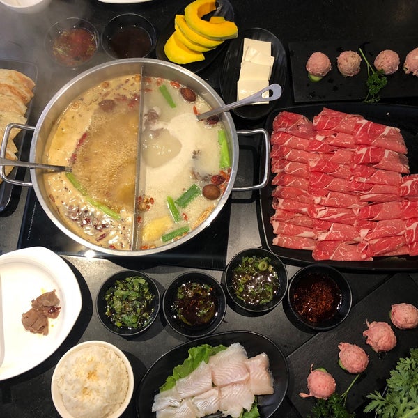 Photo taken at Little Sheep Mongolian Hot Pot by Amy on 5/6/2018
