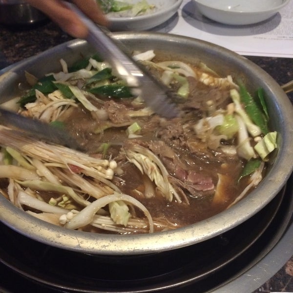 รูปภาพถ่ายที่ Gwang Yang BBQ โดย Jeromy P. เมื่อ 8/11/2015
