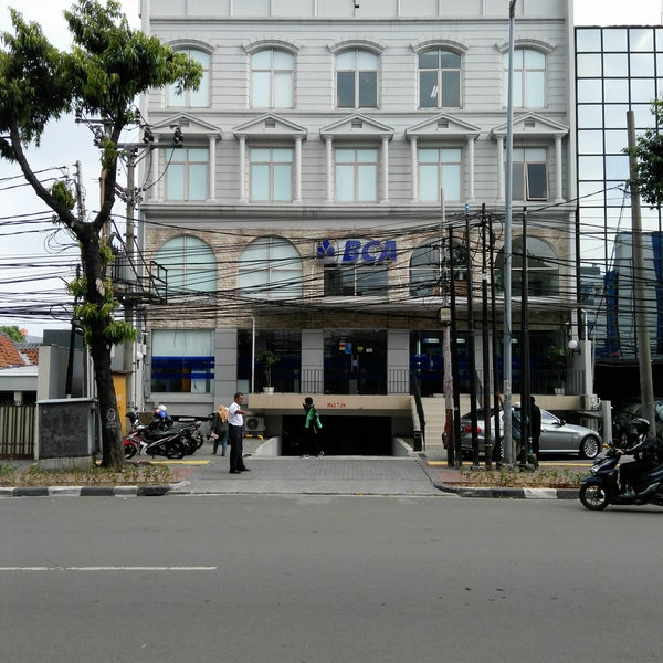 BCA KCU Kebayoran Baru  Bank di Kebayoran Baru 