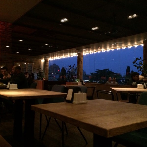 Снимок сделан в Панорамный ресторан «Чайка» пользователем Dasha S. 2/1/2015