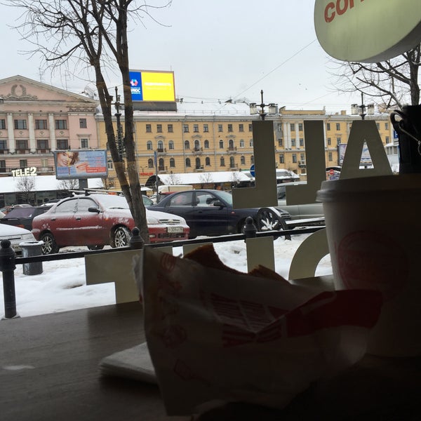 1/24/2016 tarihinde Верона Т.ziyaretçi tarafından Coffeers (Coffee Go)'de çekilen fotoğraf
