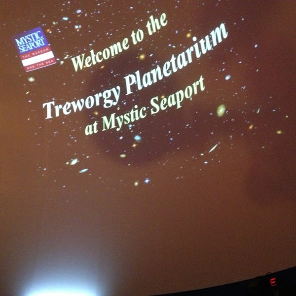 รูปภาพถ่ายที่ Treworgy Planetarium โดย Aimee M. เมื่อ 8/4/2013