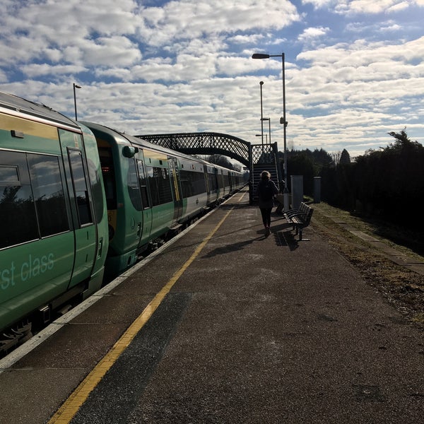 Plumpton Railway Station (PMP) - 2 tips