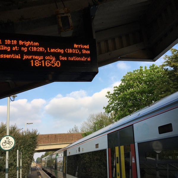 GoringbySea Railway Station (GBS) Goring Street