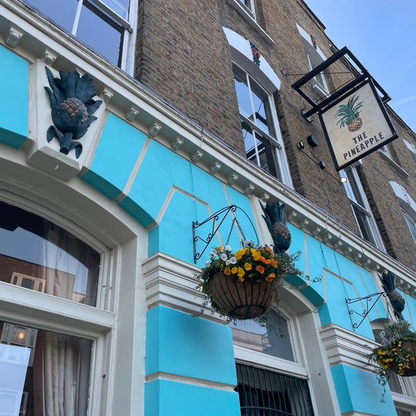 The Pineapple Pub