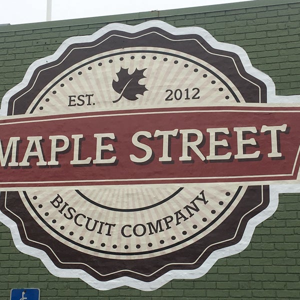 Foto tirada no(a) Maple Street Biscuit Company por Robbie C. em 12/9/2017