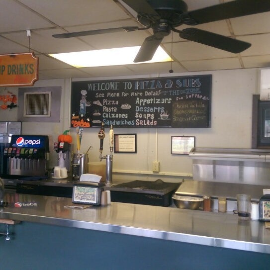 Pizza And Subs Saukie 7 tips from 231 visitors