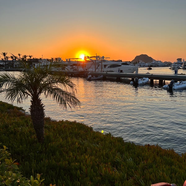 Foto diambil di Yalıkavak Marina oleh 𝔍𝖆𝖘𝖘𝖊𝖒 . pada 8/4/2022