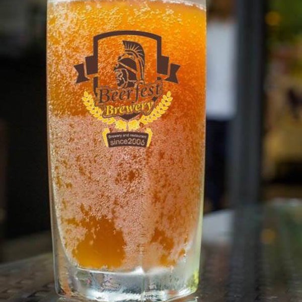 Foto tirada no(a) Beerfest Brewery por сергей п. em 8/22/2015