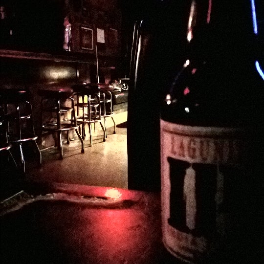 12/3/2013にChris F.がCherry Tavernで撮った写真
