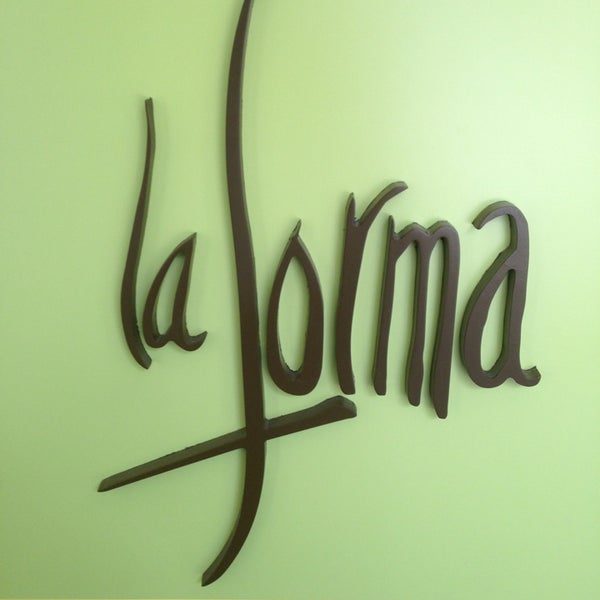 Футболка фк милан (50). Расцветка футбольной формы. La forma passiva в итальянском языке. Quinby от la forma. La forma.