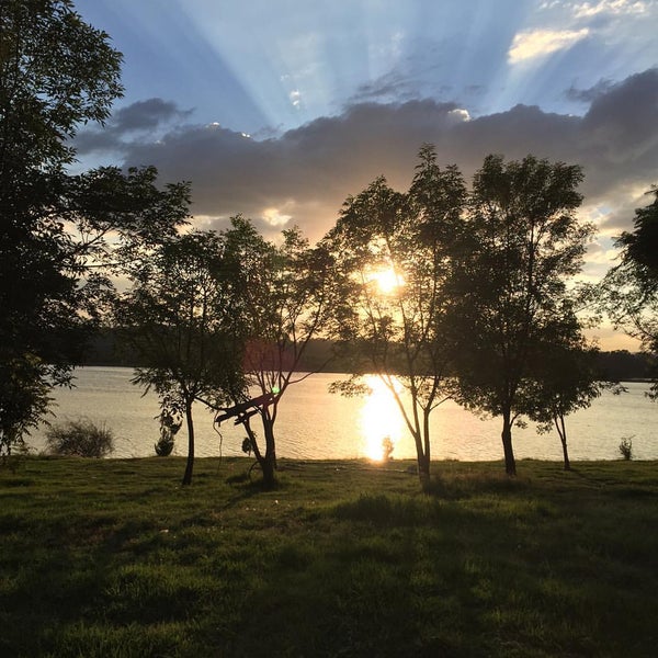 Photos at Glorieta De Bosques Del Lago Plaza