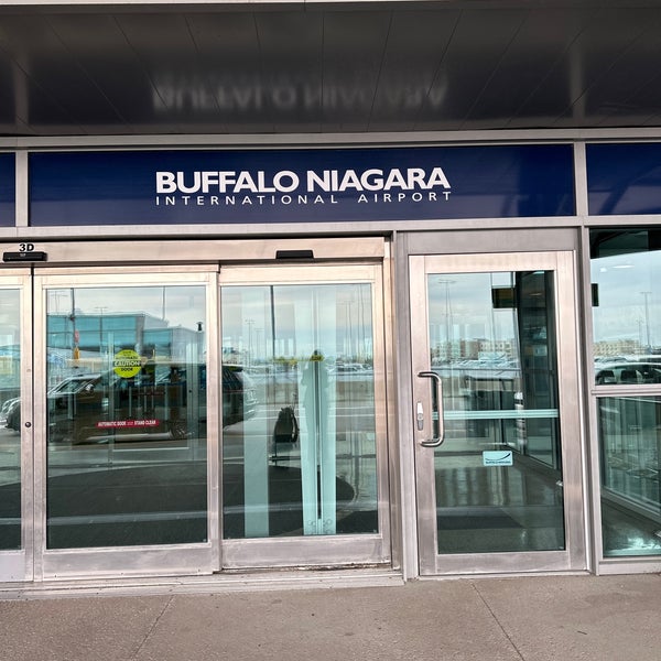 Снимок сделан в Buffalo Niagara International Airport (BUF) пользователем Kris L. 10/19/2023
