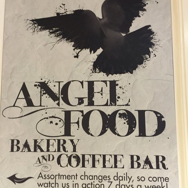 Снимок сделан в Angel Food Bakery &amp; Coffee Bar пользователем Kris L. 8/4/2016