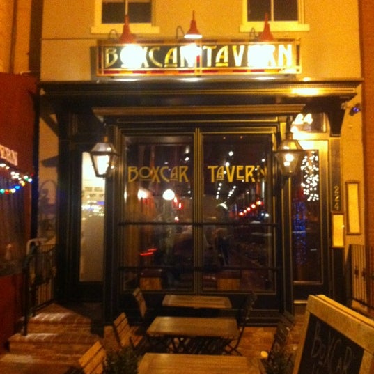 12/14/2012にArmieがBoxcar Tavernで撮った写真