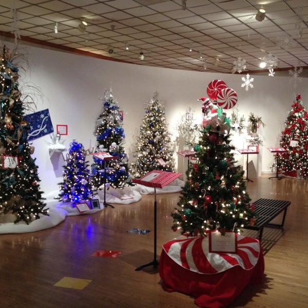 Muskegon Museum of Art W Webber Ave.