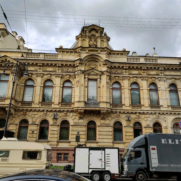 Особняк а. Особняк барона кельха интерьер. Спб чайковского 28 особняк кельха. Дом юриста москва. Особняк кельха в санкт-петербурге.