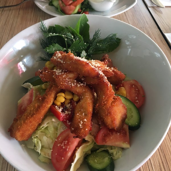 Foto diambil di Dilek Pasta Cafe &amp; Restaurant oleh £ök[]@n☑️ pada 4/13/2019