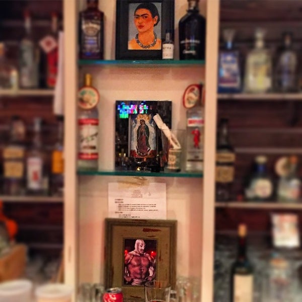 4/12/2015にBob K.がTrece Mexican Cuisine &amp; Tequila Barで撮った写真