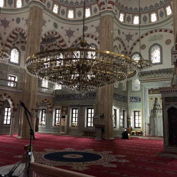 g-ne-li-merkez-camii-g-nesli-stanbul-stanbul