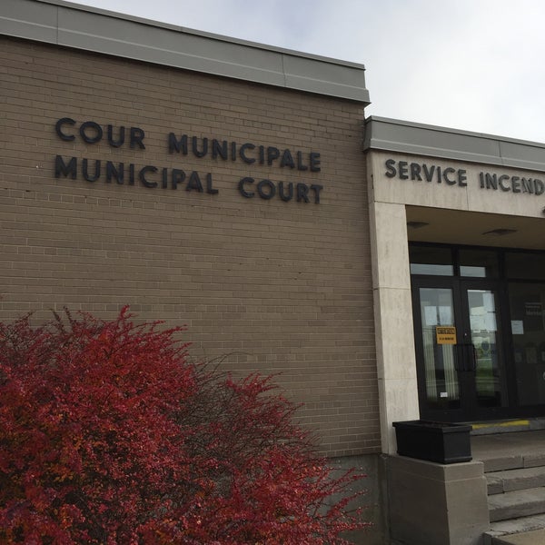 Cour Municipale PointeClaire  Courthouse in PointeClaire