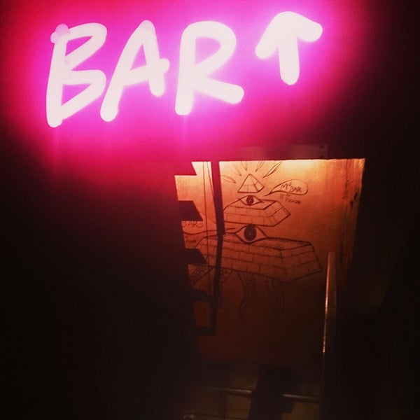 10/19/2013にFiully S.がMonstore Bar #01: JOHN DOEで撮った写真