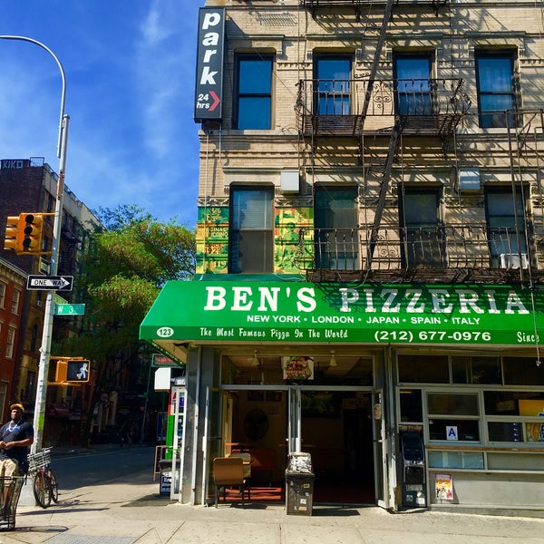 Photo taken at Ben&#39;s Pizzeria by Rachel K. on 7/16/2016