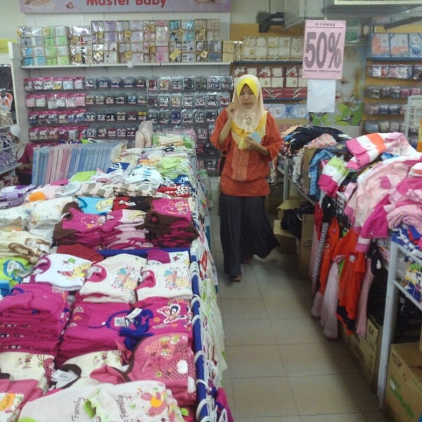 Photos At Emporium Hock Kee Seng Gong Badak