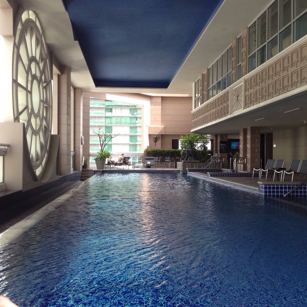 Das Foto wurde bei Mayfair, Bangkok - Marriott Executive Apartments von Steven F. am 12/20/2015 aufgenommen