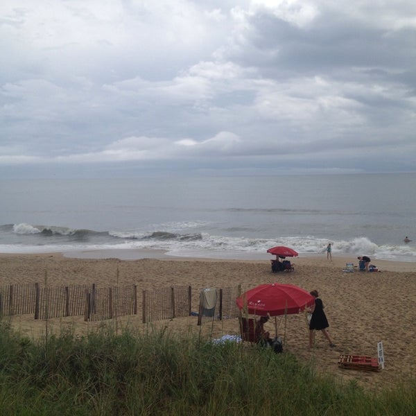 Photo taken at Ramada Plaza Nags Head Oceanfront by Mrs. T. on 7/28/2013