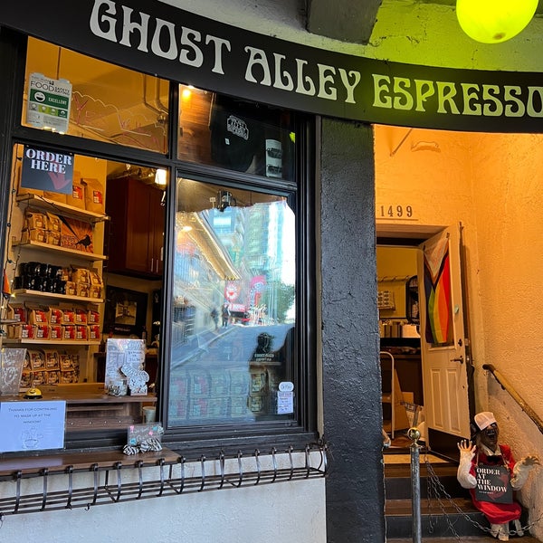8/29/2022에 KC S.님이 Ghost Alley Espresso에서 찍은 사진