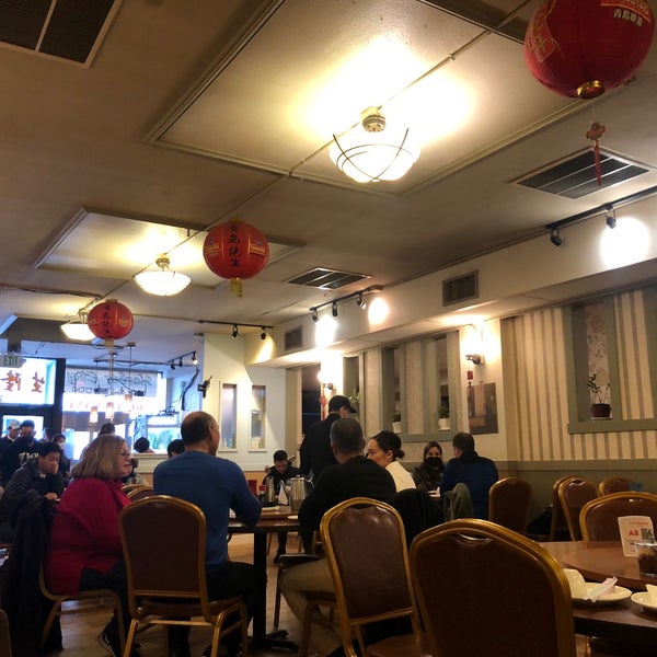 Foto tirada no(a) Harbor City Restaurant por KC S. em 4/10/2022